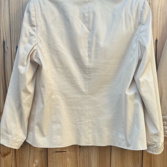 ESCADA blazer! Sits at hip-Worn with love, I’m sorry I haven’t ironed, read why - Picture 2 of 16